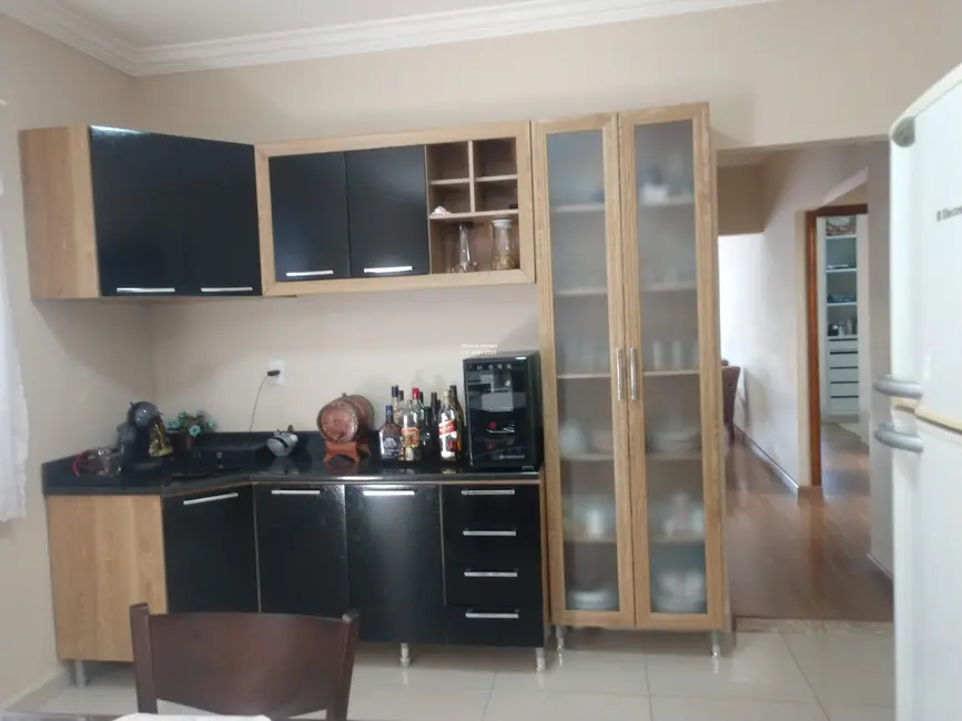 Casa com 3 quartos à venda, 280m2 em Jardim Tarumã, Jundiai - SP - imagem 8 Foto 8 de Casa com 3 quartos à venda, 280m2 em Jardim Tarumã, Jundiai - SP