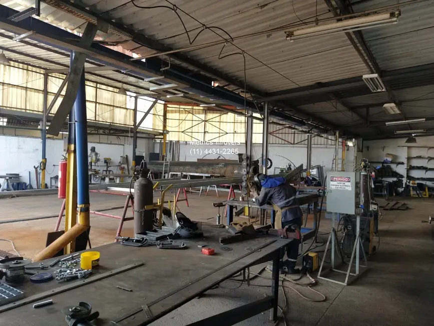 Foto 2 de Armazém / Galpão à venda e para alugar, 712m2 em Poste, Jundiai - SP