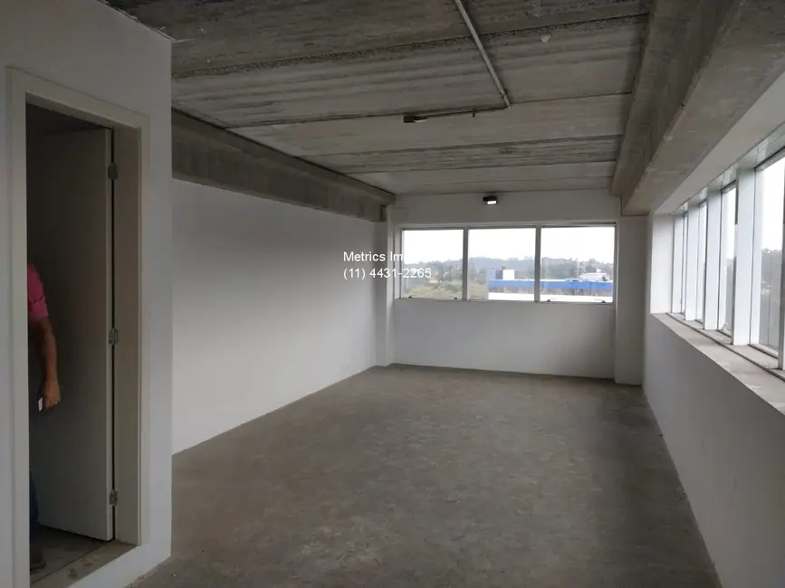 Sala Comercial à venda e para alugar, 37m2 em Granja Viana, Cotia - SP - imagem 6 Foto 6 de Sala Comercial à venda e para alugar, 37m2 em Granja Viana, Cotia - SP