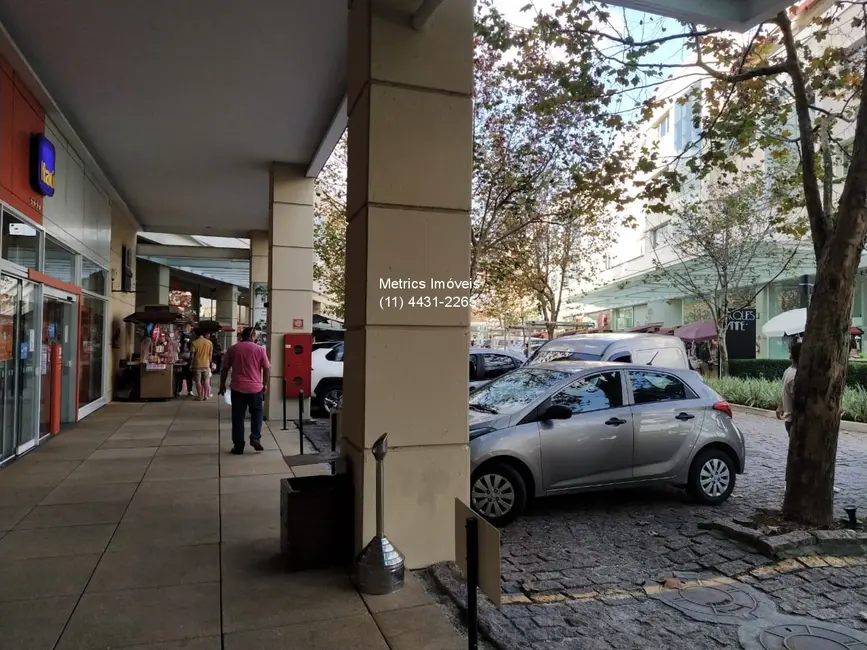 Sala Comercial à venda e para alugar, 37m2 em Granja Viana, Cotia - SP - imagem 4 Foto 4 de Sala Comercial à venda e para alugar, 37m2 em Granja Viana, Cotia - SP