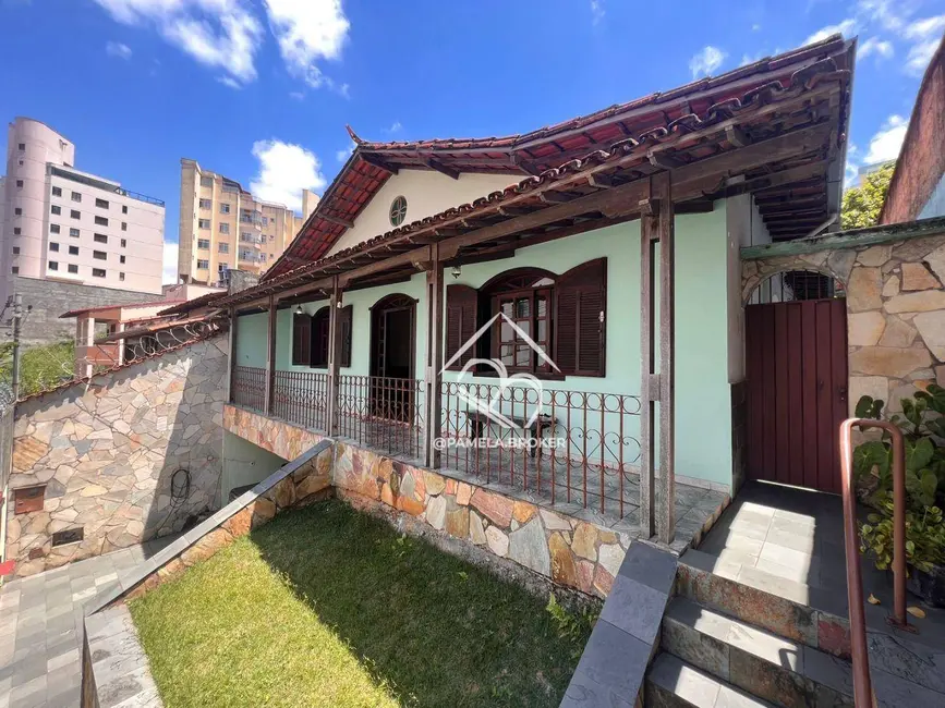 Foto 1 de Casa com 3 quartos à venda, 374m2 em Ana Lúcia, Sabara - MG