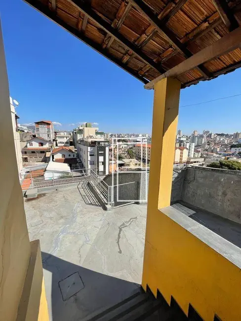 Casa com 3 quartos à venda, 400m2 em Sagrada Família, Belo Horizonte - MG - imagem 9 Foto 9 de Casa com 3 quartos à venda, 400m2 em Sagrada Família, Belo Horizonte - MG