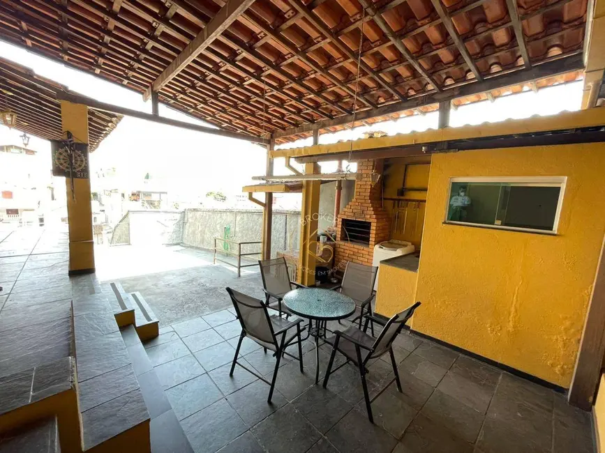 Foto 1 de Casa com 3 quartos à venda, 400m2 em Sagrada Família, Belo Horizonte - MG