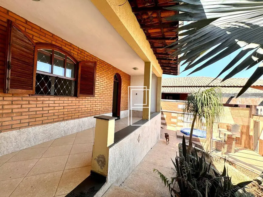 Foto 1 de Casa com 3 quartos à venda, 360m2 em Santa Inês, Belo Horizonte - MG