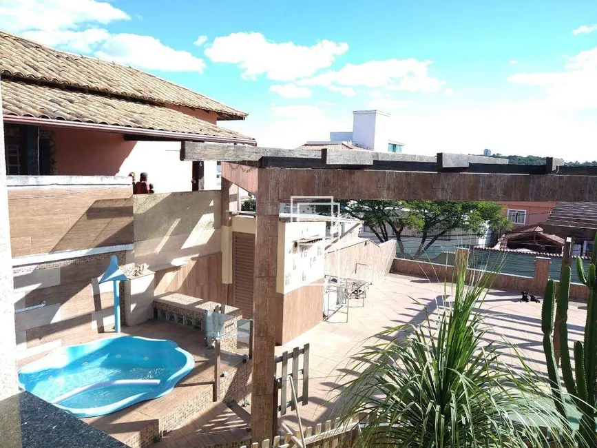 Foto 7 de Casa com 3 quartos à venda, 360m2 em Santa Inês, Belo Horizonte - MG