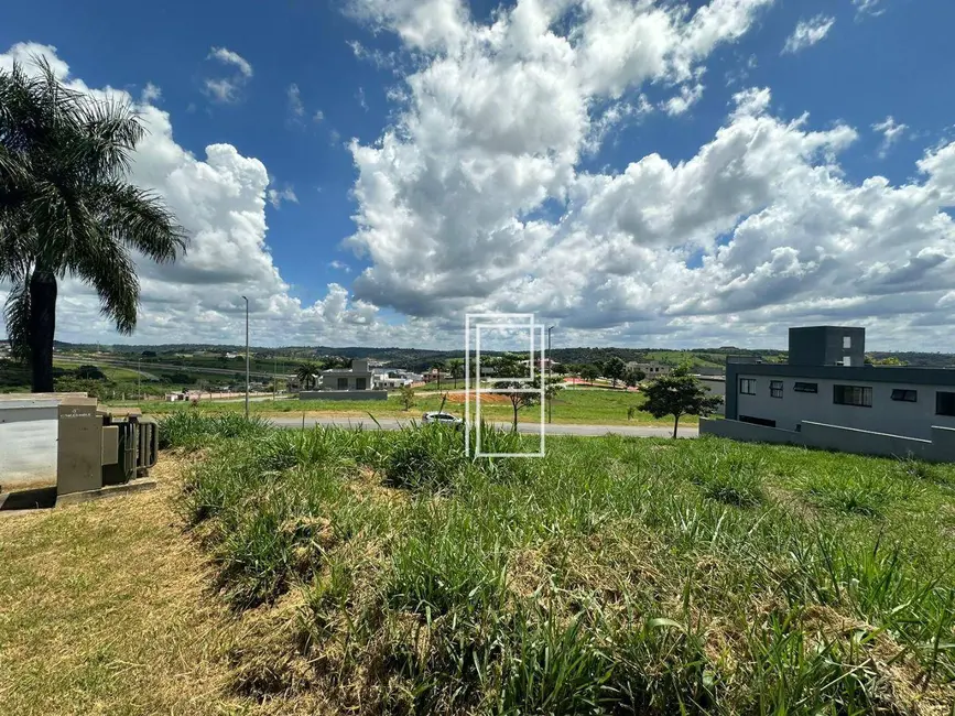 Terreno / Lote à venda, 588m2 em Vespasiano - MG - imagem 3 Foto 3 de Terreno / Lote à venda, 588m2 em Vespasiano - MG