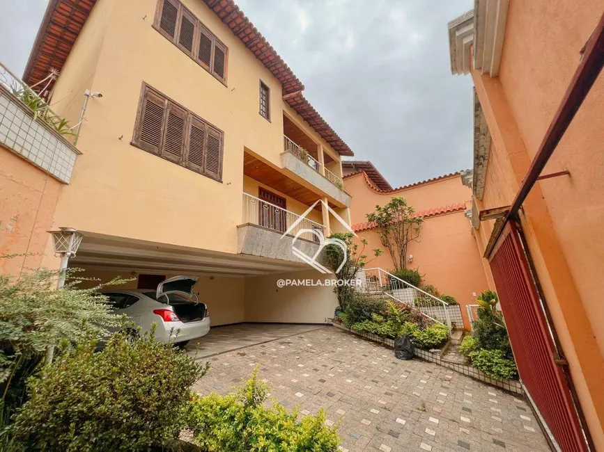 Foto 1 de Casa com 6 quartos à venda, 420m2 em Palmares, Belo Horizonte - MG