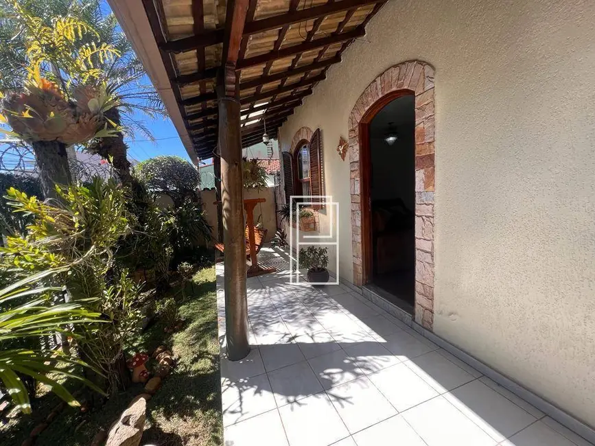 Foto 1 de Casa com 4 quartos à venda, 360m2 em Ana Lúcia, Sabara - MG