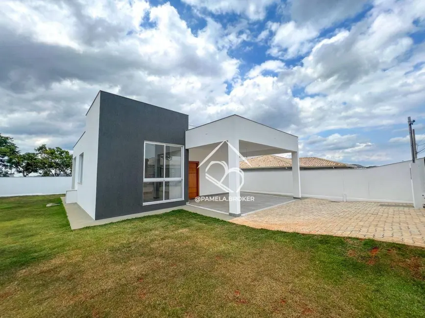 Foto 1 de Casa de Condomínio com 3 quartos à venda, 400m2 em Lagoa Santa - MG