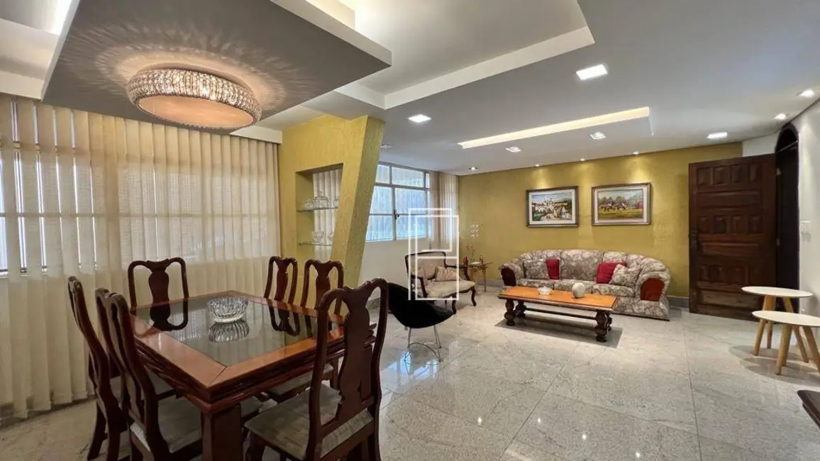 Casa com 4 quartos à venda, 360m2 em Santa Inês, Belo Horizonte - MG - imagem 9 Foto 9 de Casa com 4 quartos à venda, 360m2 em Santa Inês, Belo Horizonte - MG