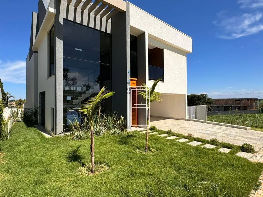 Foto 1 de Casa de Condomínio com 5 quartos à venda, 470m2 em Vespasiano - MG