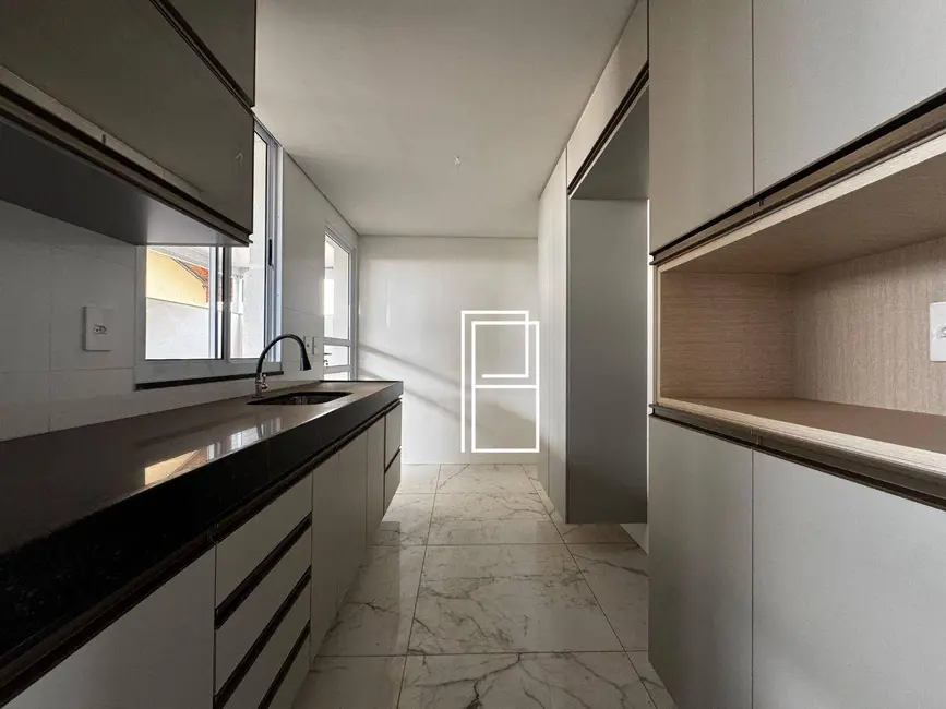 Foto 1 de Cobertura com 3 quartos à venda, 126m2 em Ana Lúcia, Sabara - MG