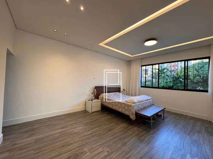 Casa com 3 quartos à venda, 410m2 em Fernão Dias, Belo Horizonte - MG - imagem 3 Foto 3 de Casa com 3 quartos à venda, 410m2 em Fernão Dias, Belo Horizonte - MG