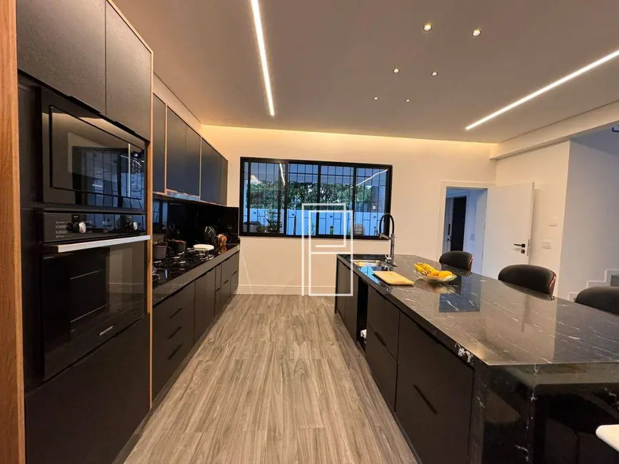 Casa com 3 quartos à venda, 410m2 em Fernão Dias, Belo Horizonte - MG - imagem 5 Foto 5 de Casa com 3 quartos à venda, 410m2 em Fernão Dias, Belo Horizonte - MG