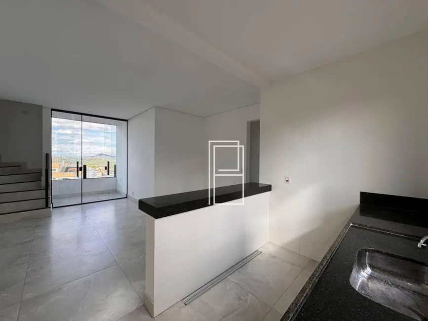 Cobertura com 4 quartos à venda, 156m2 em Ana Lúcia, Sabara - MG - imagem 5 Foto 5 de Cobertura com 4 quartos à venda, 156m2 em Ana Lúcia, Sabara - MG