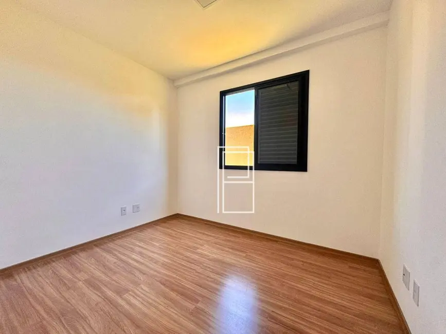 Apartamento com 3 quartos à venda, 71m2 em Esplanada, Belo Horizonte - MG - imagem 5 Foto 5 de Apartamento com 3 quartos à venda, 71m2 em Esplanada, Belo Horizonte - MG