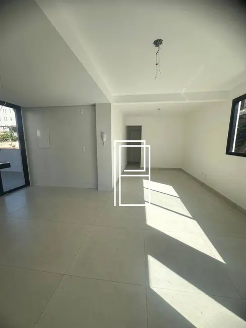 Foto 6 de Apartamento com 3 quartos à venda, 118m2 em Sagrada Família, Belo Horizonte - MG