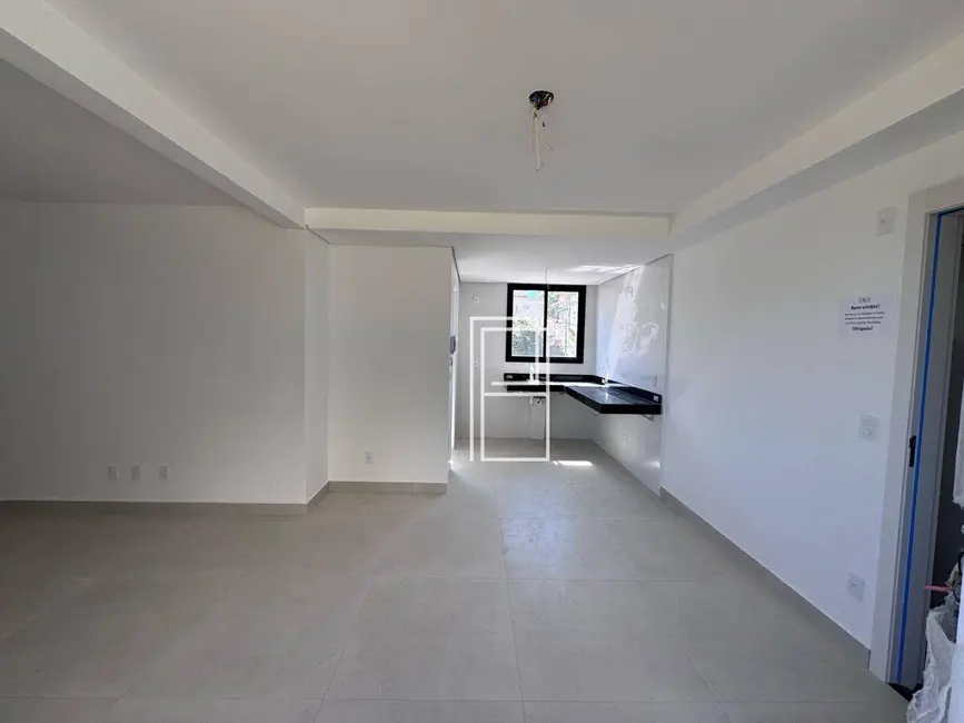 Apartamento com 3 quartos à venda, 118m2 em Sagrada Família, Belo Horizonte - MG - imagem 4 Foto 4 de Apartamento com 3 quartos à venda, 118m2 em Sagrada Família, Belo Horizonte - MG