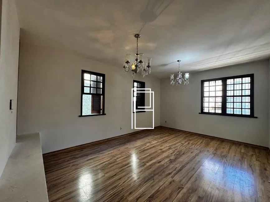 Casa com 5 quartos à venda, 360m2 em Ana Lúcia, Sabara - MG - imagem 7 Foto 7 de Casa com 5 quartos à venda, 360m2 em Ana Lúcia, Sabara - MG