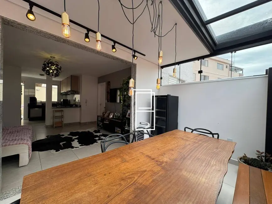 Foto 3 de Apartamento com 3 quartos à venda, 103m2 em Ana Lúcia, Sabara - MG