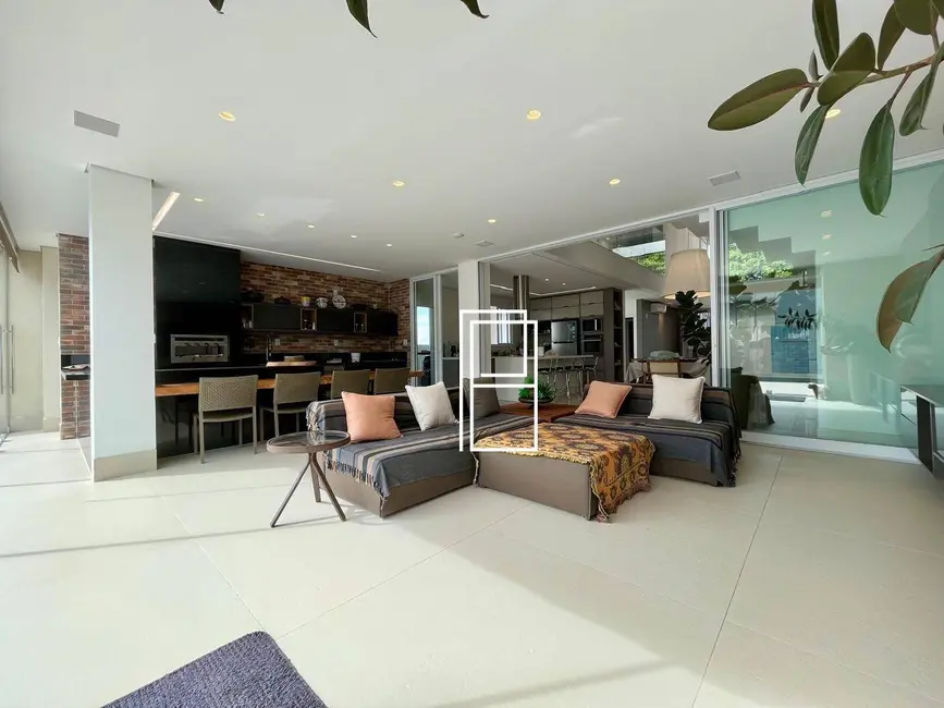 Foto 6 de Casa de Condomínio com 5 quartos à venda, 700m2 em Contagem - MG