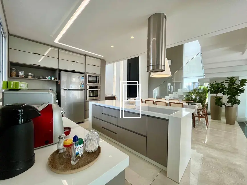 Foto 5 de Casa de Condomínio com 5 quartos à venda, 700m2 em Contagem - MG