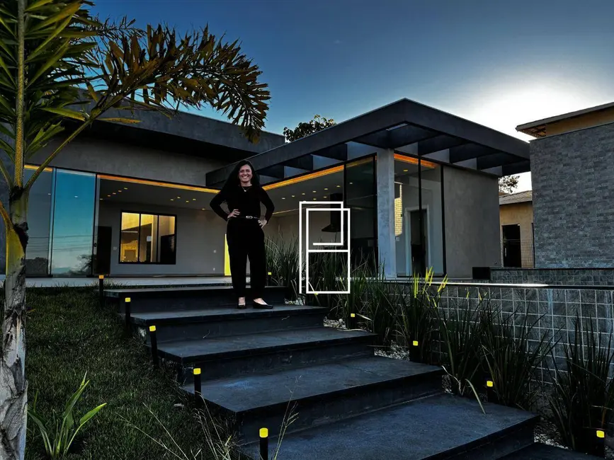 Foto 1 de Casa de Condomínio com 4 quartos à venda, 1000m2 em Lagoa Santa - MG