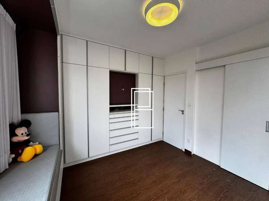 Apartamento com 3 quartos à venda, 123m2 em Sagrada Família, Belo Horizonte - MG - imagem 9 Foto 9 de Apartamento com 3 quartos à venda, 123m2 em Sagrada Família, Belo Horizonte - MG