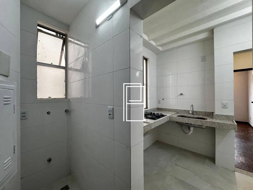 Foto 3 de Apartamento com 2 quartos à venda, 65m2 em Serra, Belo Horizonte - MG