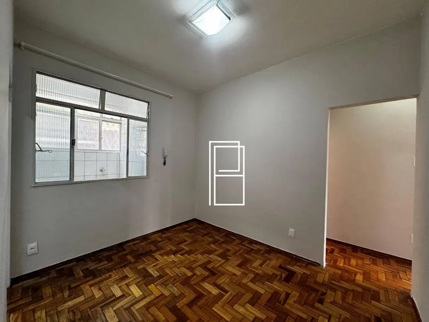 Apartamento com 3 quartos à venda, 101m2 em Santo Antônio, Belo Horizonte - MG - imagem 6 Foto 6 de Apartamento com 3 quartos à venda, 101m2 em Santo Antônio, Belo Horizonte - MG