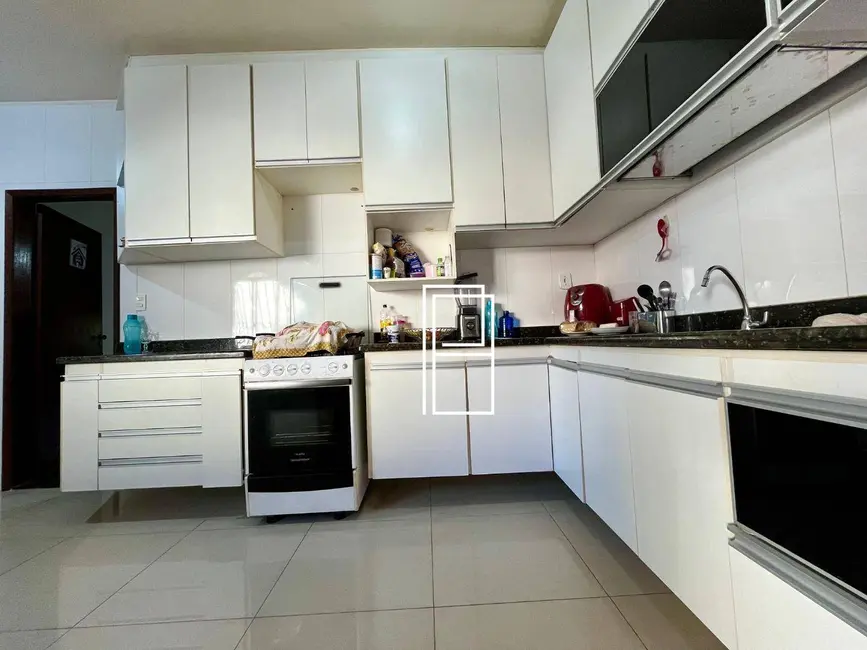 Casa com 3 quartos à venda, 360m2 em São Marcos, Belo Horizonte - MG - imagem 7 Foto 7 de Casa com 3 quartos à venda, 360m2 em São Marcos, Belo Horizonte - MG