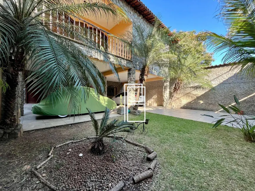 Casa com 3 quartos à venda, 360m2 em São Marcos, Belo Horizonte - MG - imagem 2 Foto 2 de Casa com 3 quartos à venda, 360m2 em São Marcos, Belo Horizonte - MG
