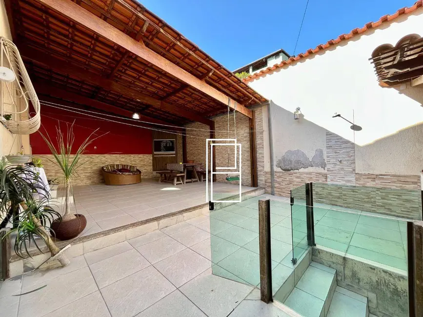 Casa com 3 quartos à venda, 360m2 em São Marcos, Belo Horizonte - MG - imagem 4 Foto 4 de Casa com 3 quartos à venda, 360m2 em São Marcos, Belo Horizonte - MG