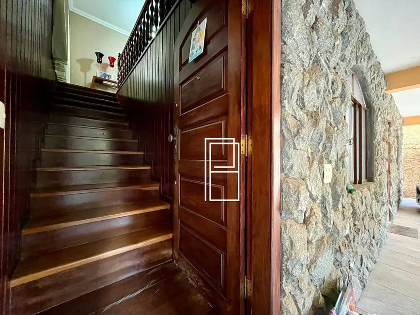 Casa com 3 quartos à venda, 360m2 em São Marcos, Belo Horizonte - MG - imagem 8 Foto 8 de Casa com 3 quartos à venda, 360m2 em São Marcos, Belo Horizonte - MG