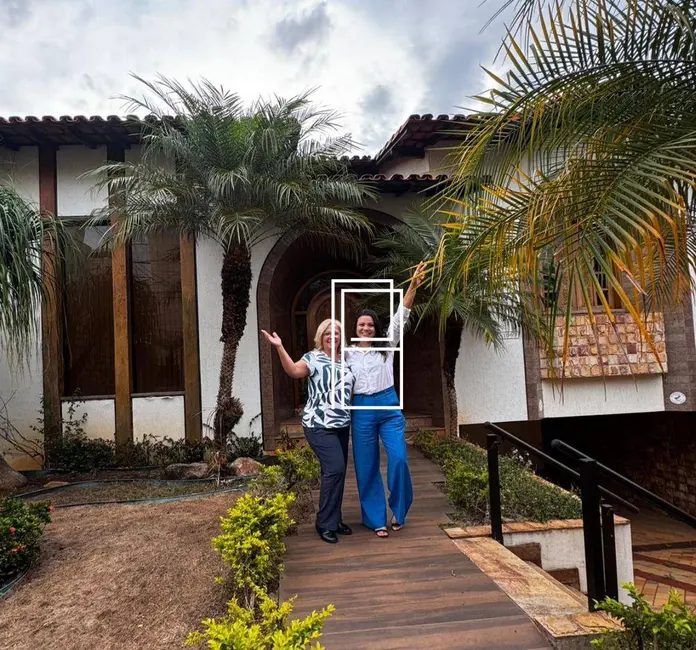 Foto 1 de Casa com 4 quartos à venda, 360m2 em Santa Inês, Belo Horizonte - MG