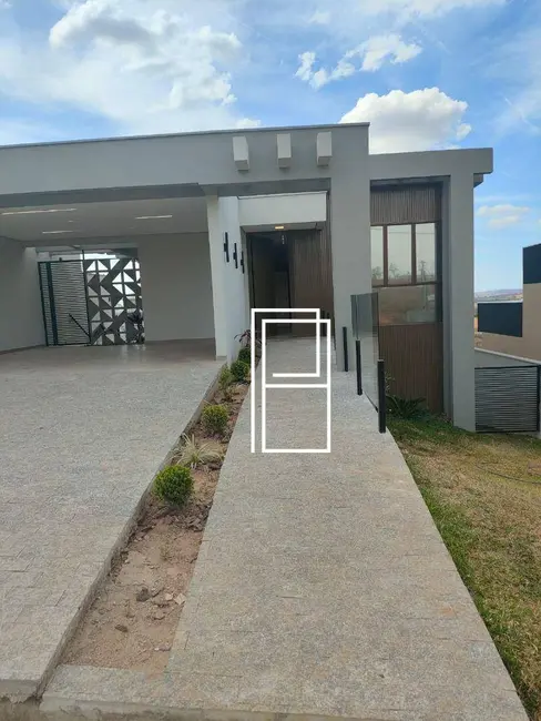 Foto 2 de Casa de Condomínio com 3 quartos à venda, 360m2 em Lagoa Santa - MG