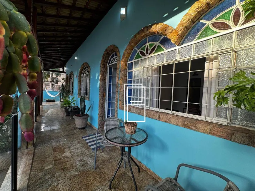 Casa com 5 quartos à venda, 360m2 em Ana Lúcia, Sabara - MG - imagem 2 Foto 2 de Casa com 5 quartos à venda, 360m2 em Ana Lúcia, Sabara - MG