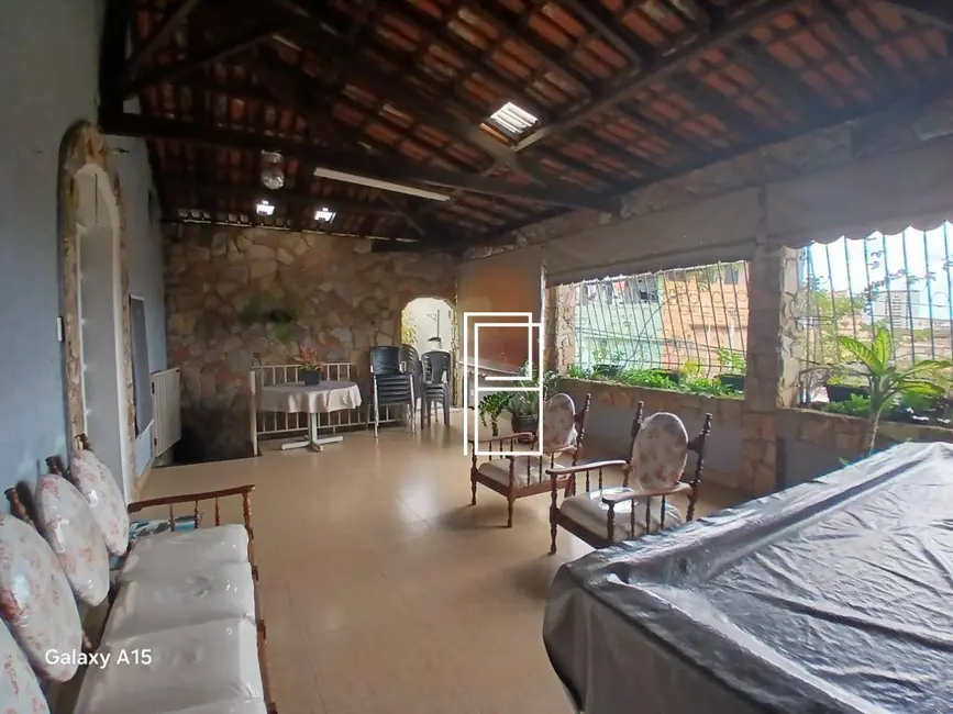 Casa com 4 quartos à venda, 360m2 em União, Belo Horizonte - MG - imagem 2 Foto 2 de Casa com 4 quartos à venda, 360m2 em União, Belo Horizonte - MG