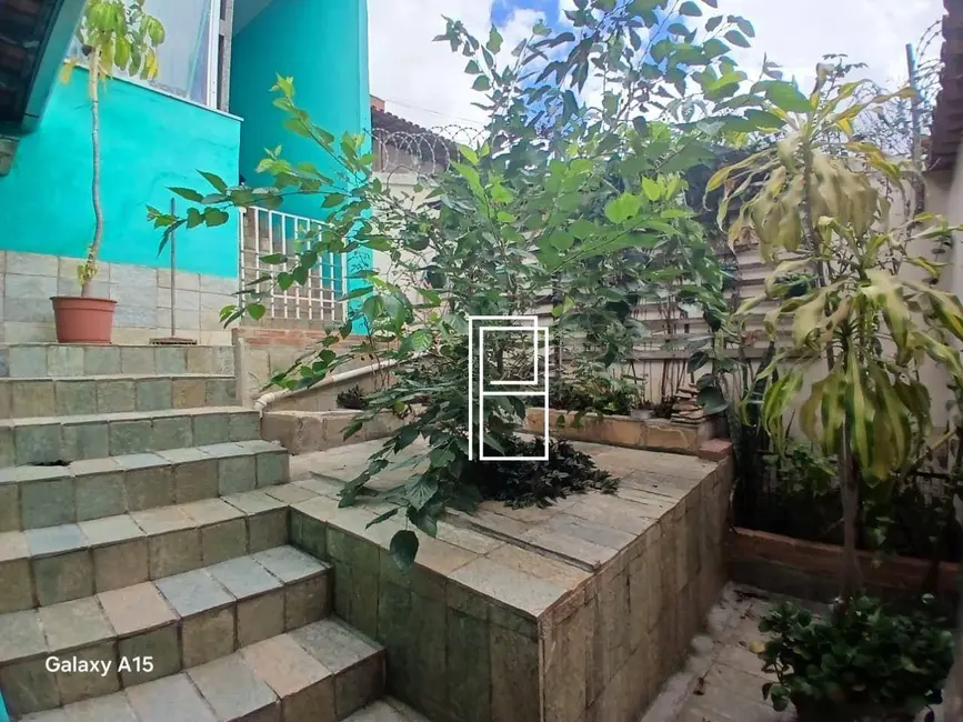 Casa com 4 quartos à venda, 360m2 em União, Belo Horizonte - MG - imagem 3 Foto 3 de Casa com 4 quartos à venda, 360m2 em União, Belo Horizonte - MG