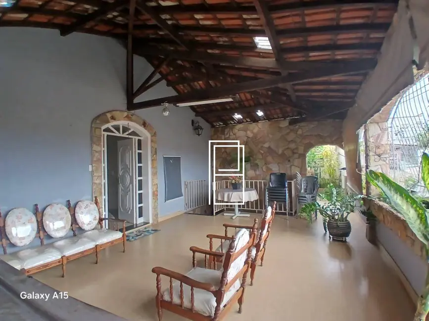 Casa com 4 quartos à venda, 360m2 em União, Belo Horizonte - MG - imagem 1 Foto 1 de Casa com 4 quartos à venda, 360m2 em União, Belo Horizonte - MG