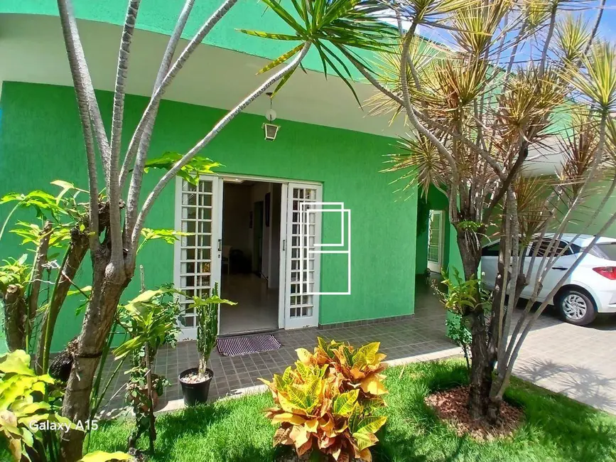 Foto 3 de Casa com 3 quartos à venda, 360m2 em Fernão Dias, Belo Horizonte - MG