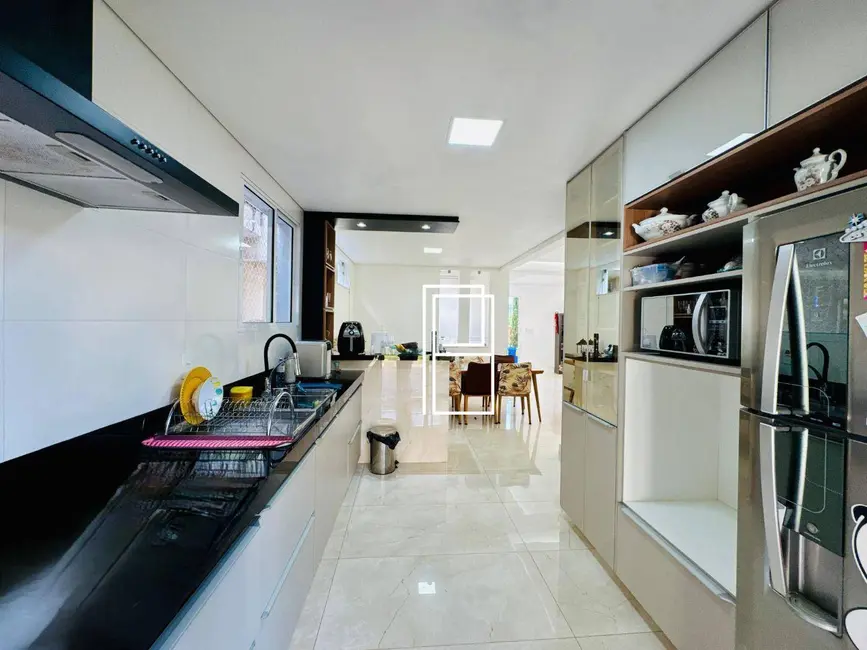 Foto 7 de Casa com 5 quartos à venda, 360m2 em Santa Inês, Belo Horizonte - MG