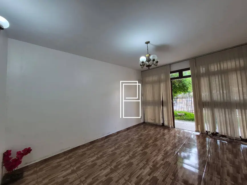 Foto 8 de Casa com 4 quartos à venda, 360m2 em Santa Inês, Belo Horizonte - MG