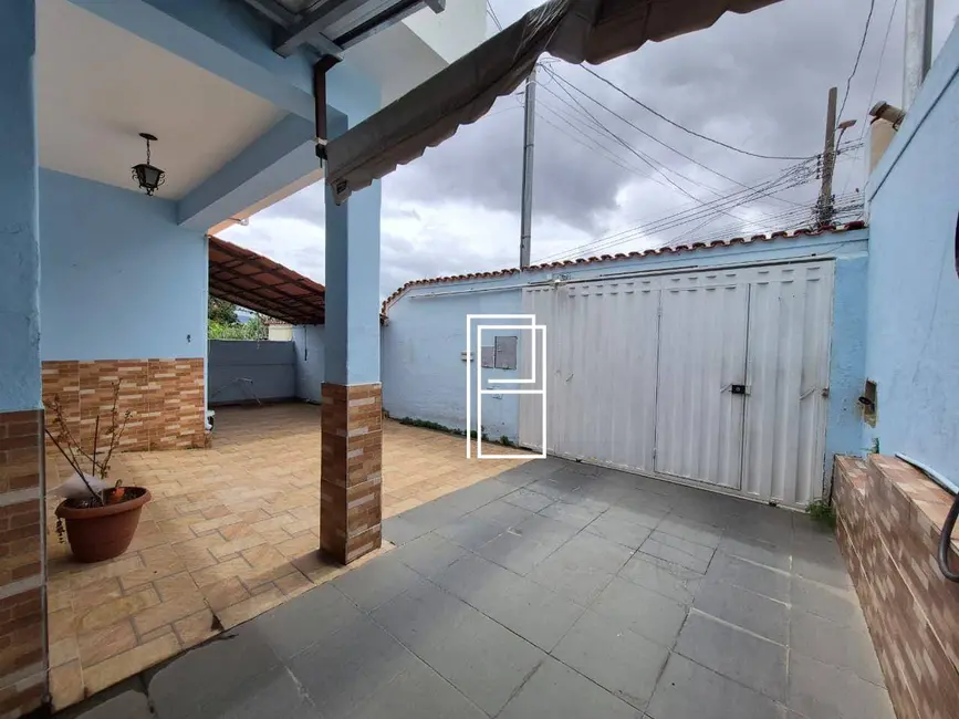 Foto 2 de Casa com 3 quartos à venda, 360m2 em Santa Inês, Belo Horizonte - MG