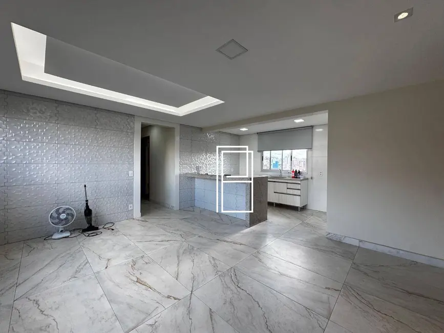 Foto 2 de Apartamento com 2 quartos para alugar, 65m2 em Santa Efigênia, Belo Horizonte - MG