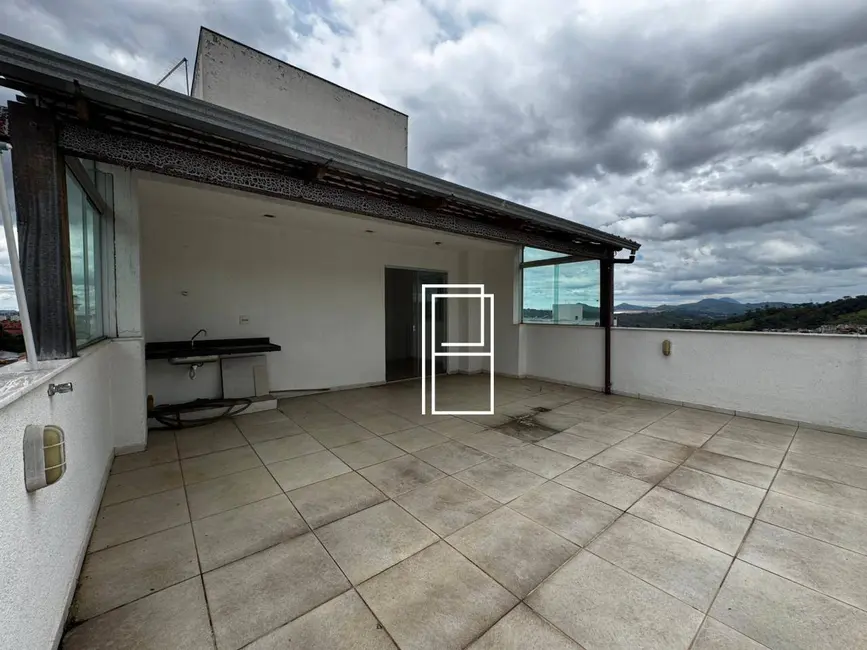 Foto 4 de Cobertura com 4 quartos à venda, 152m2 em Ana Lúcia, Sabara - MG