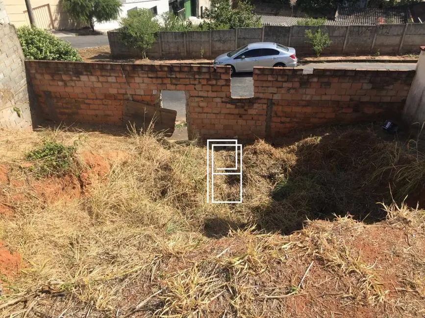 Foto 9 de Terreno / Lote à venda, 360m2 em Pirajá, Belo Horizonte - MG