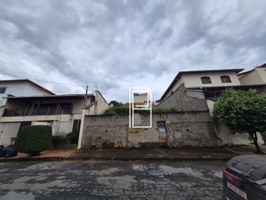 Foto 1 de Terreno / Lote à venda, 360m2 em Pirajá, Belo Horizonte - MG