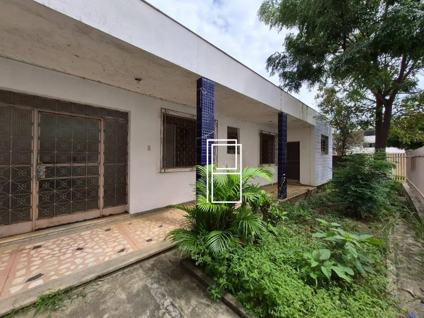 Foto 1 de Casa com 4 quartos à venda, 360m2 em Santa Inês, Belo Horizonte - MG