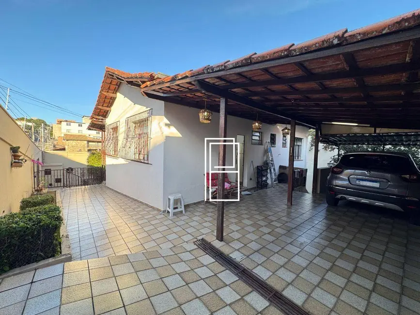 Foto 2 de Casa com 3 quartos à venda, 360m2 em Boa Vista, Belo Horizonte - MG